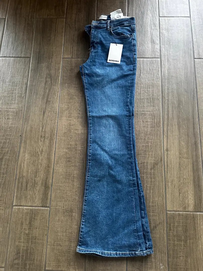 Jeans flare (Bershka)